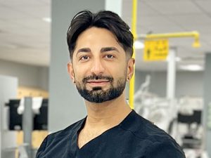 Dr. Abbas Jessani Honoured with a 2024-25 Alumni Builder Award